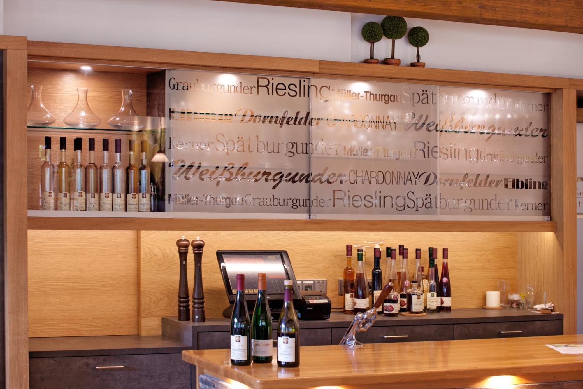 Weinhotel Sonnenschein ارنست المظهر الخارجي الصورة